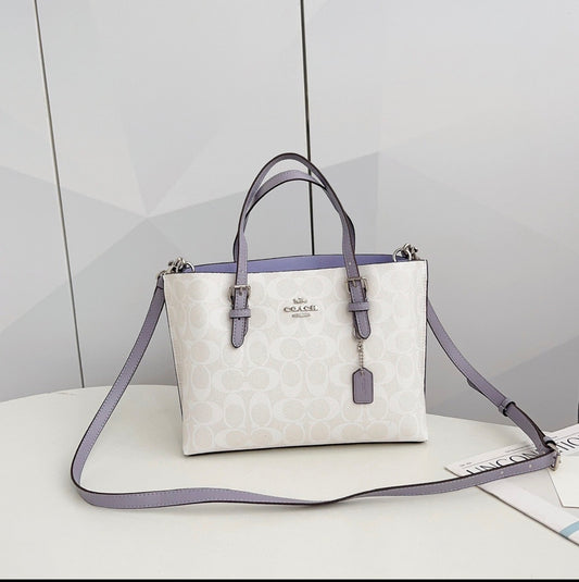 Mollie Tote White