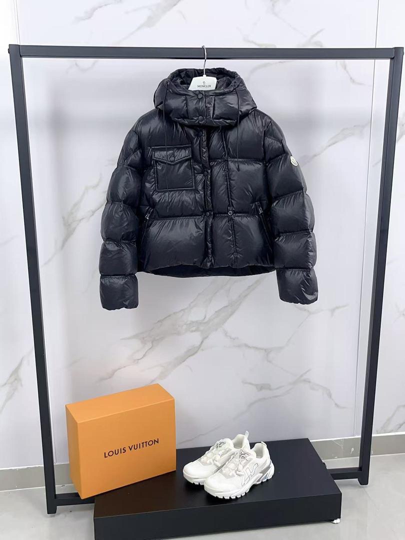 Short Puffer Jacket