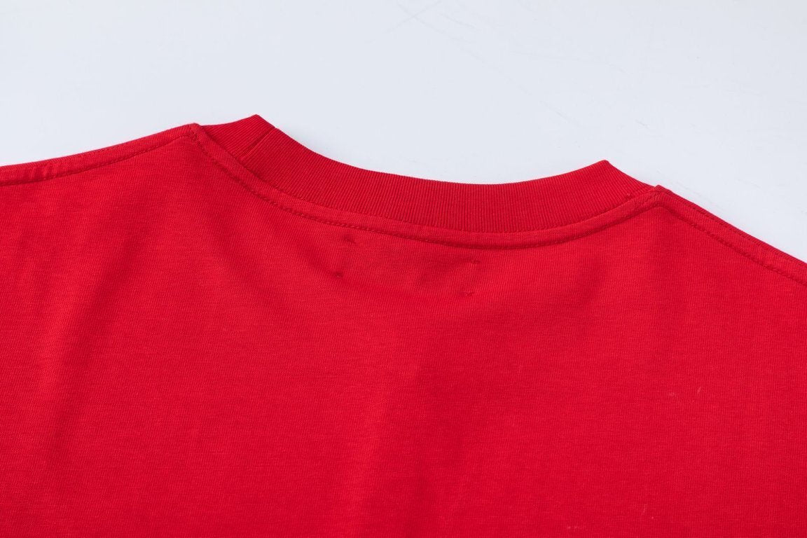 Relaxed Fit Tee