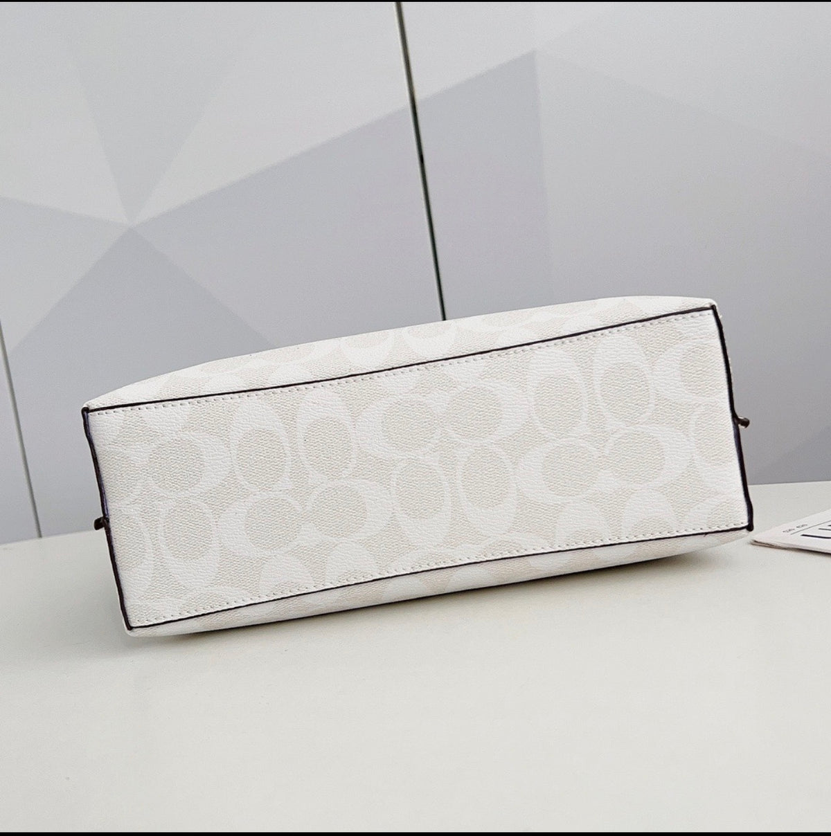 Mollie Tote White