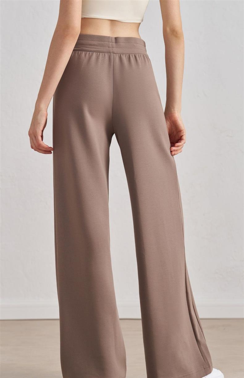 Wide-Leg Sweatpants