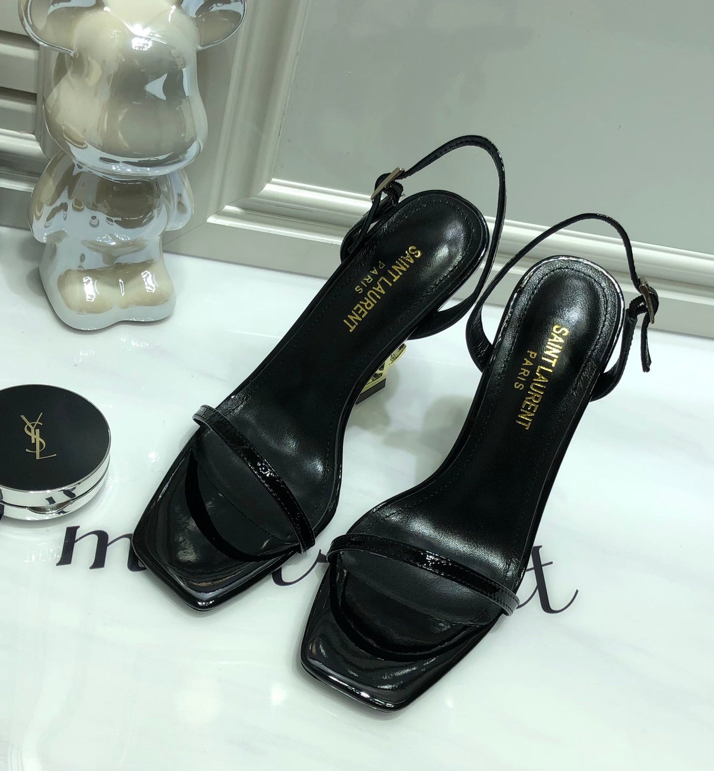 Iconic Heels Gold